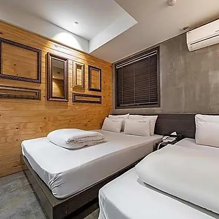Jongno Hello Inn