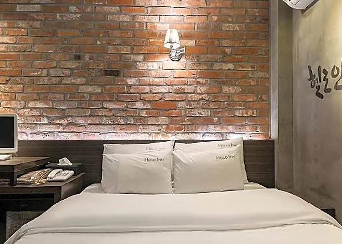 Jongno Hello 3*